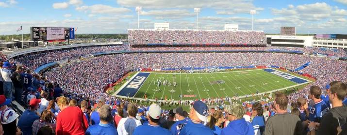panorama-view-of-bills-stadium-filled-with-fans